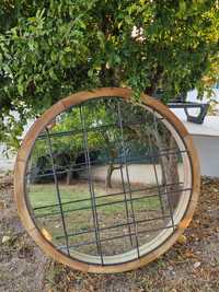 Espelho redondo de madeira