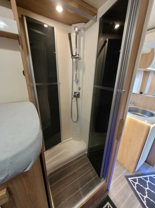 Wynajem kampera RollerTeam 5os 170KM, automat, klimatyzacja 4x rowery