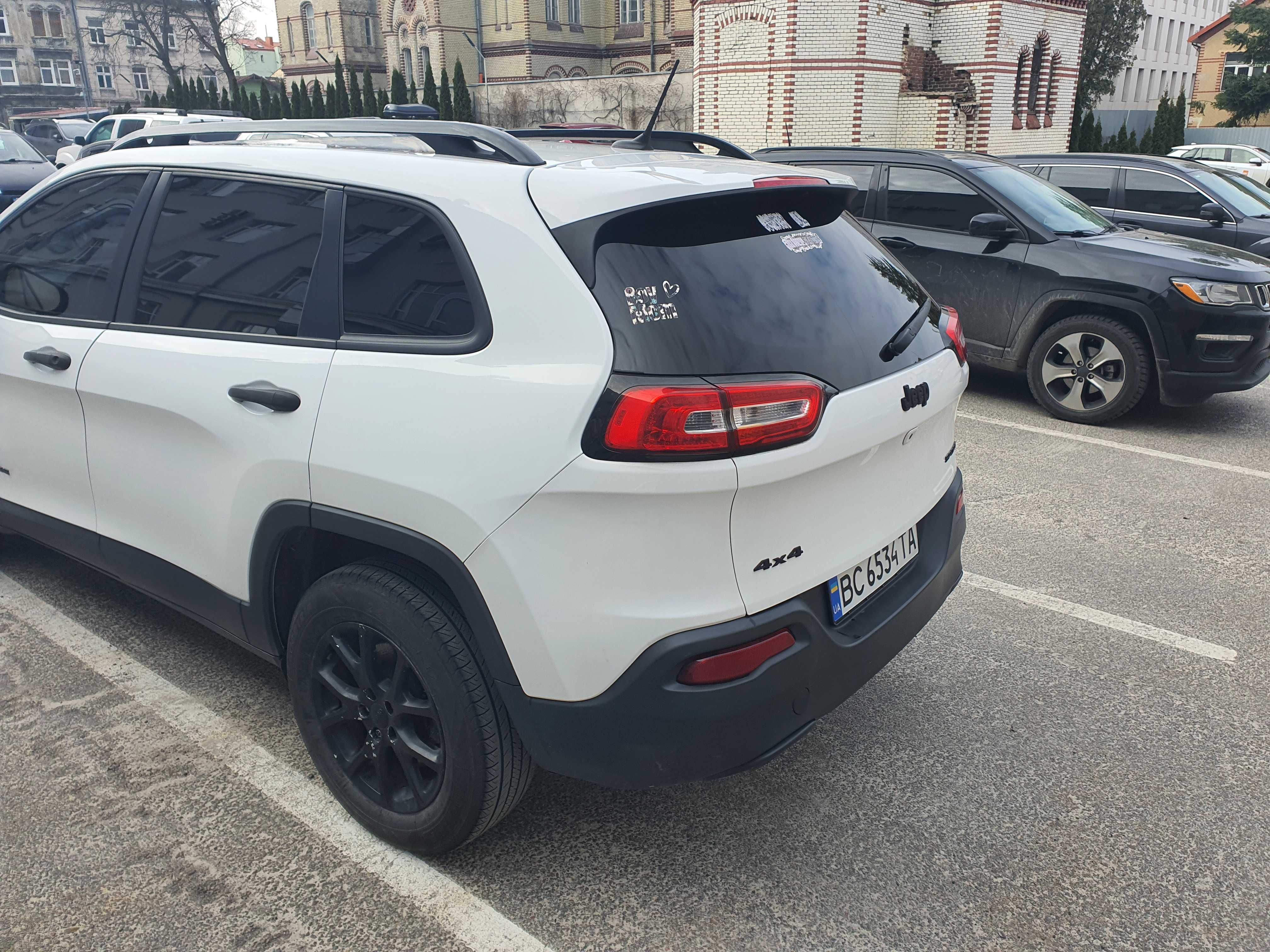 Jeep Cherokee Kl 2016