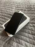 iPhone XR czarny