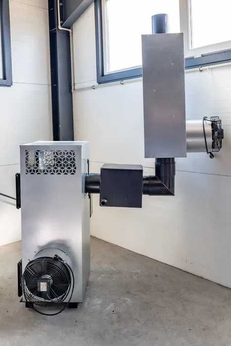 Nagrzewnica nadmuchowa 30kW/Piec na olej/Ogrzewanie hal, warsztatów
