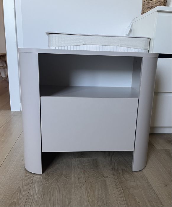 Stolik pomocniczy/ nocny