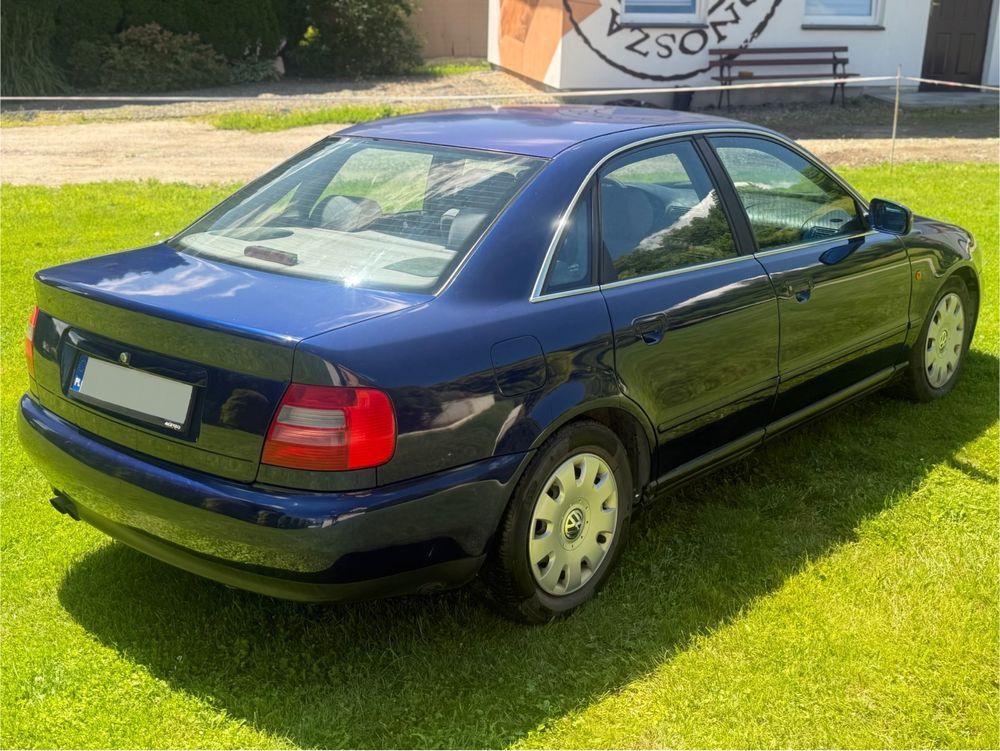 Audi A4 B5 Benzyna + LPG 2.4 V6 Manual STAG
