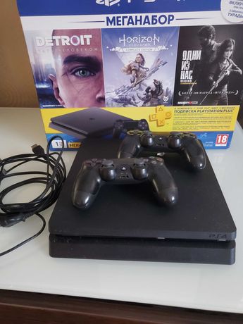 PlayStation 4 slim 1tb (PS4 slim)