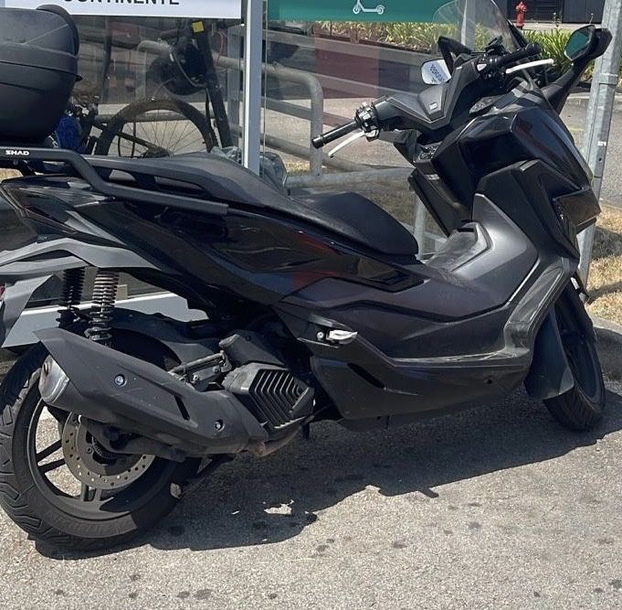 Vendo mota forza 125/ 2021