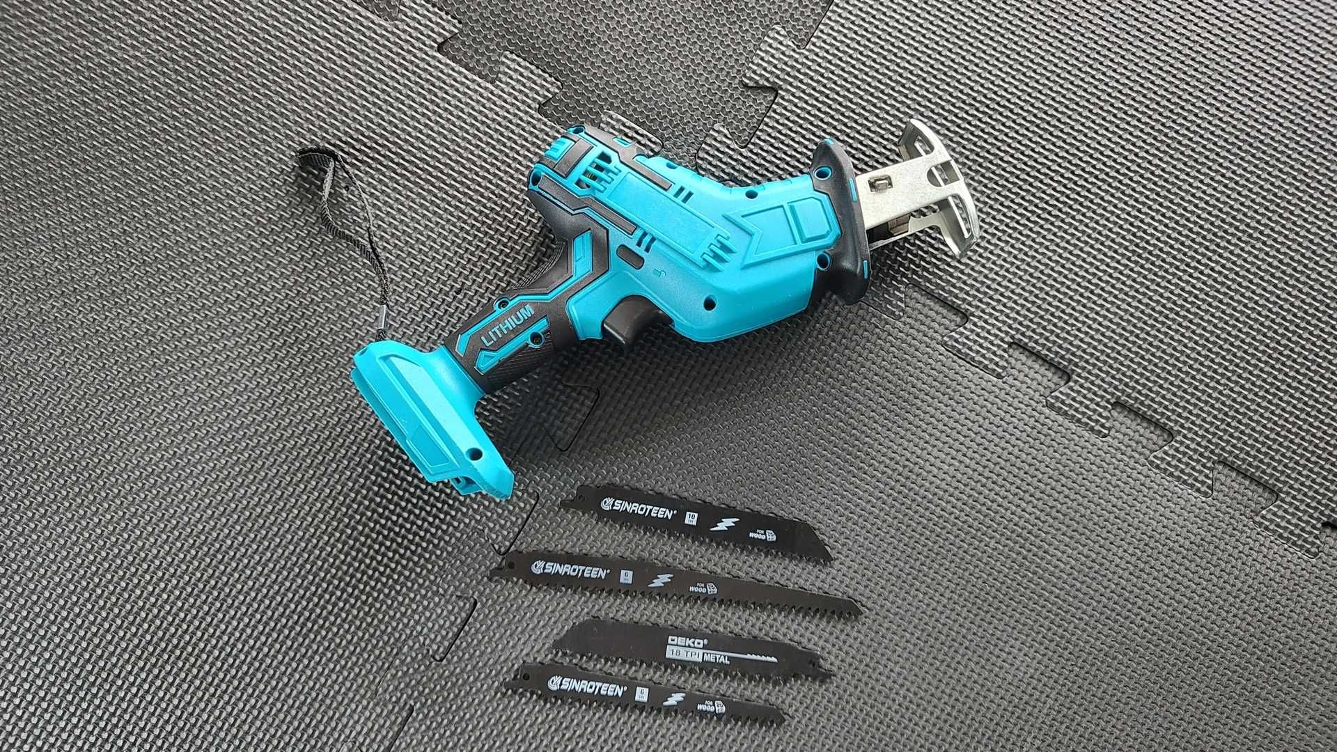 PIŁA SZABLASTA / Do aku Makita 18V 3000rpm/min  + 4 brzeszczoty