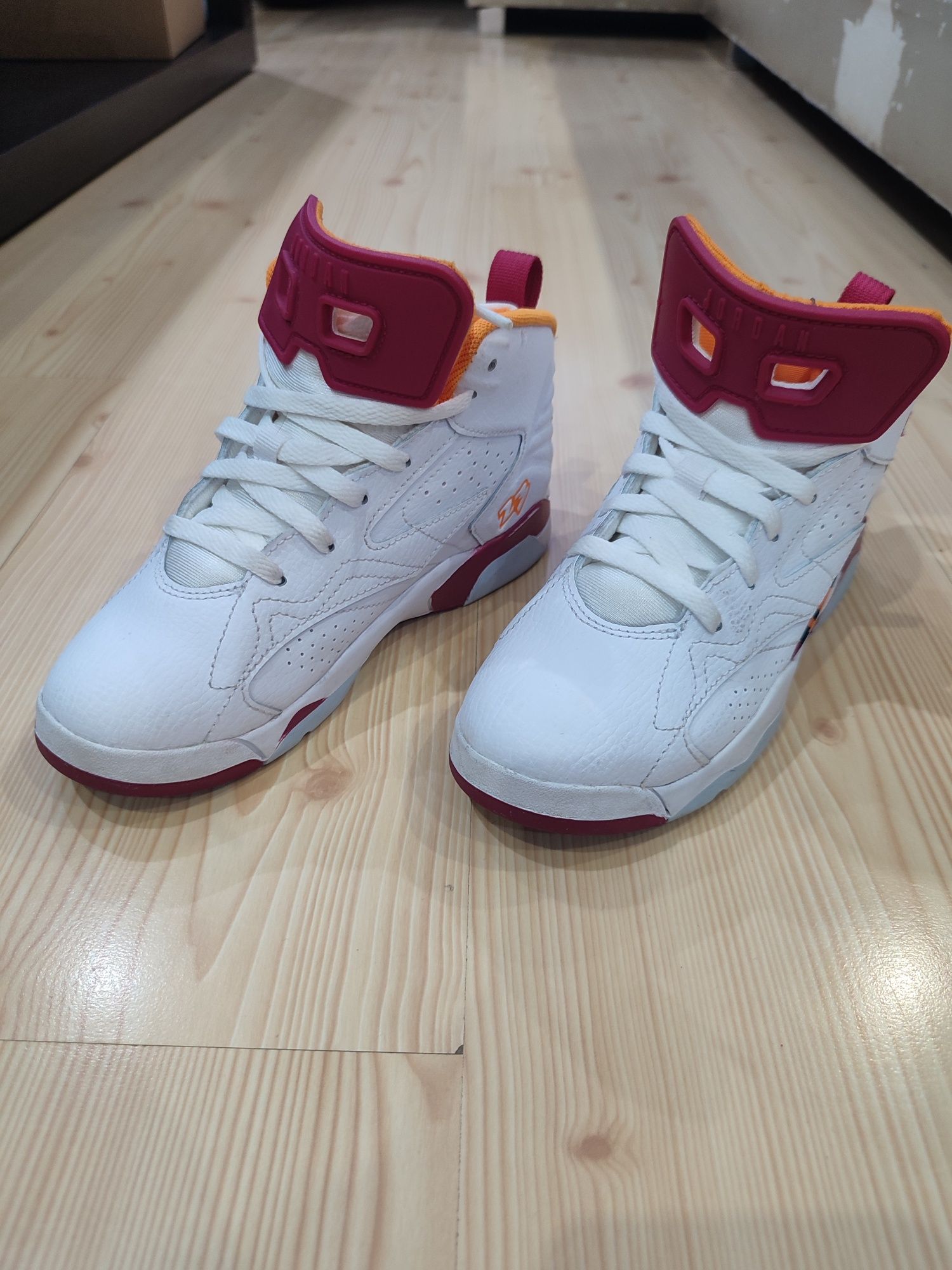 Nike Jordan rozmiar 32