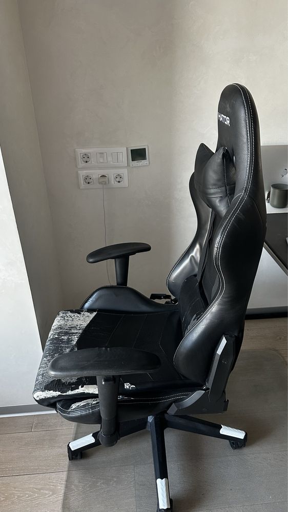 Игровое кресло hator