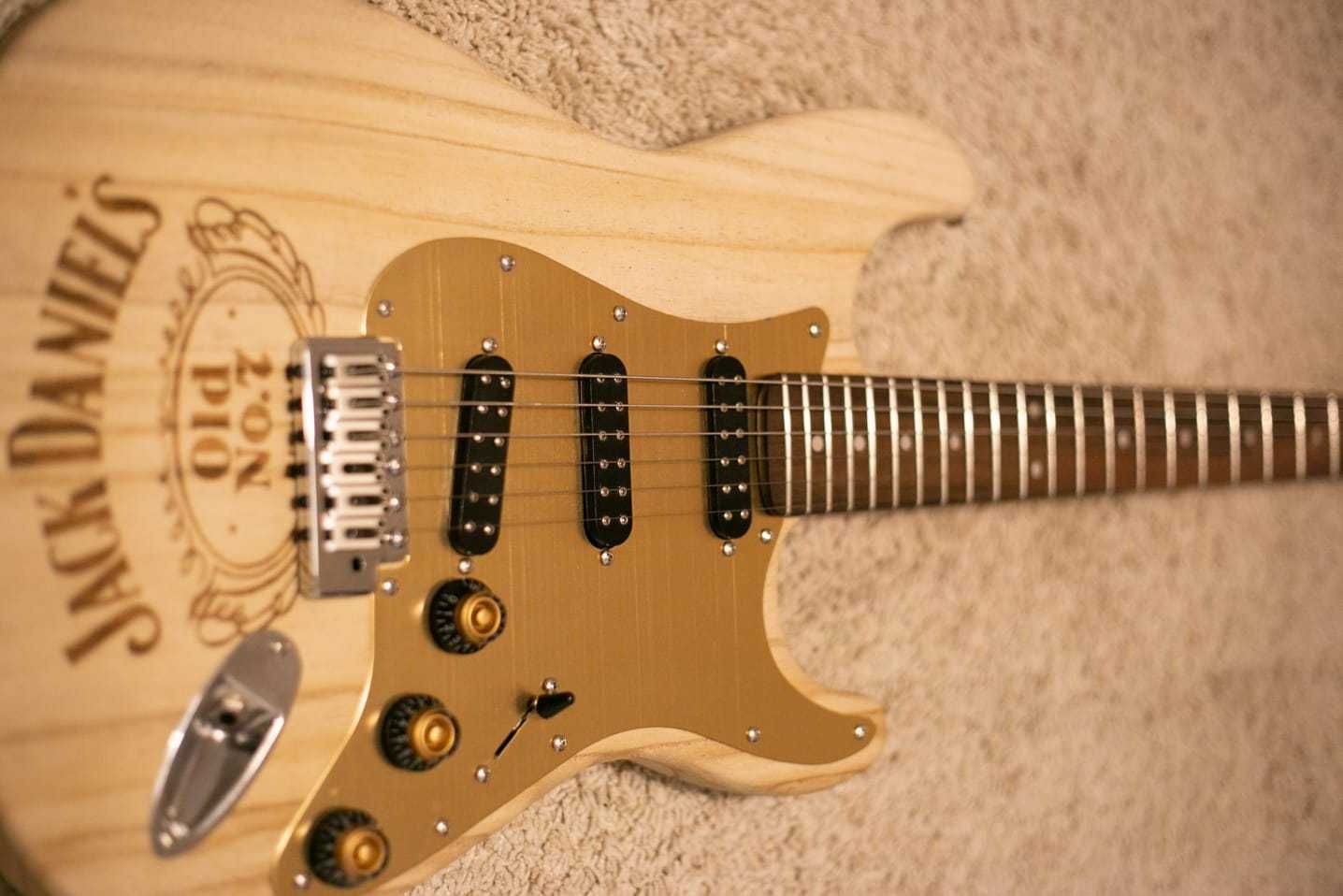 Gitara elektryczna stratocaster