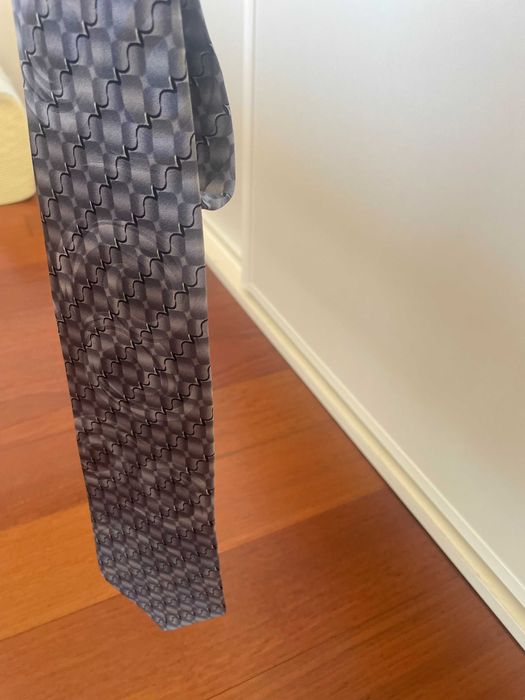 Gravatas | em tons de cinzento e preto