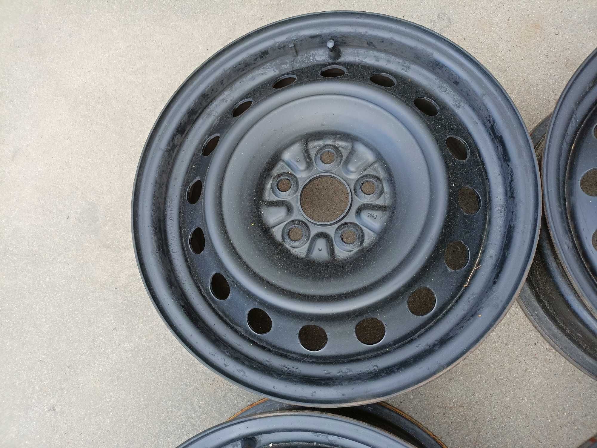 45 felgi orginalne stalowe 15 toyota 5x100, ET39