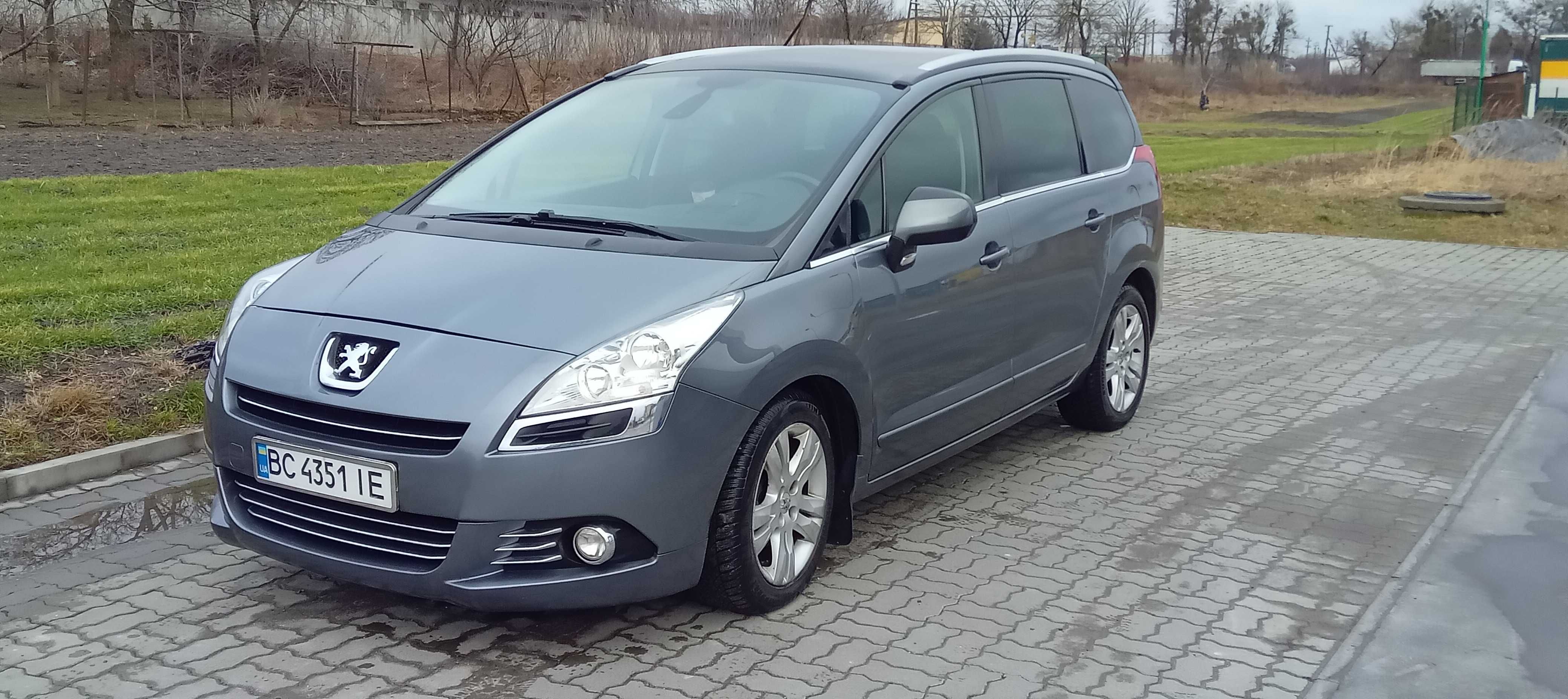 Peugeot Пежо 5008, 1.6 диз., 2011, панорама