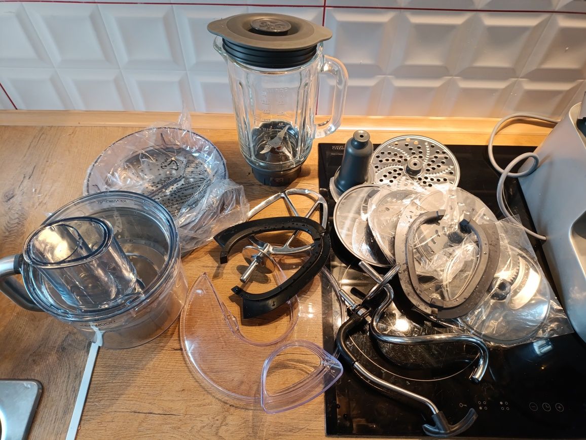 Robot planetarny z indukcją Kenwood cooking chef XL KCC904