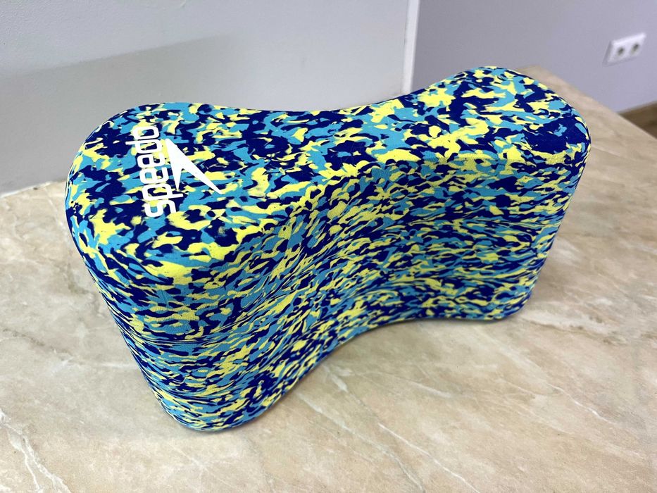 Колобашка для плавания Speedo elite pull buoy стан ідеальний