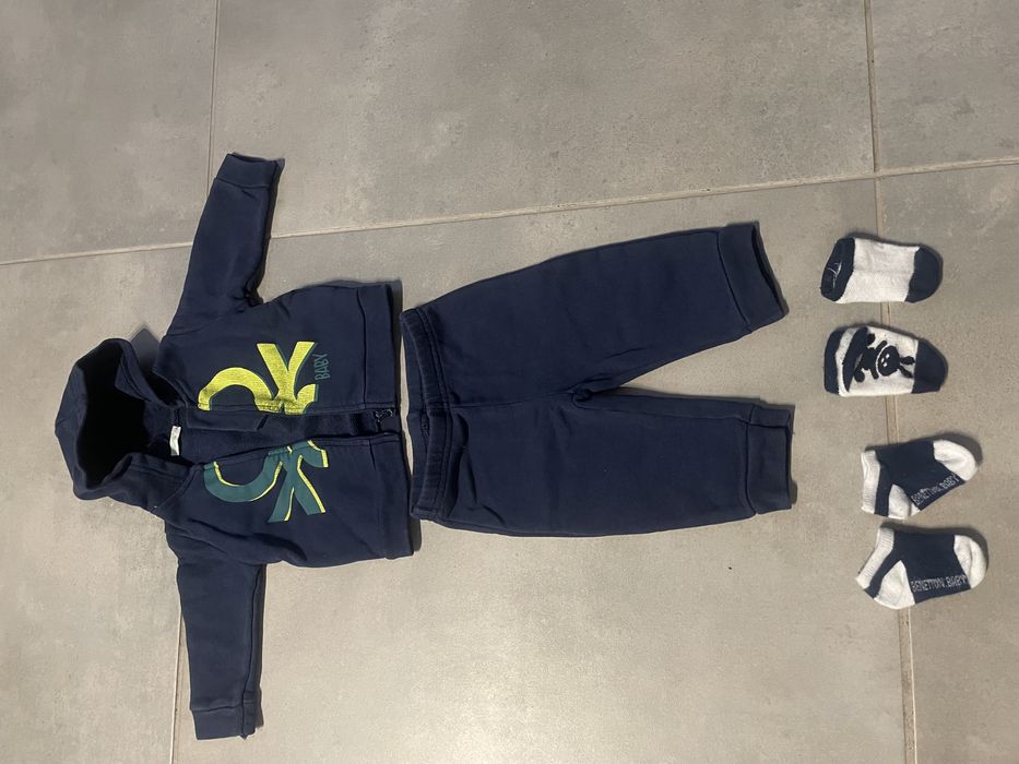 Dres Benetton 2 pary skarpet gratis 62 cm