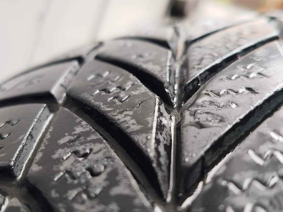 koła: felgi 13'' 4x98 Fiat + opony zimowe 155/80 R13 + kołpaki + śruby