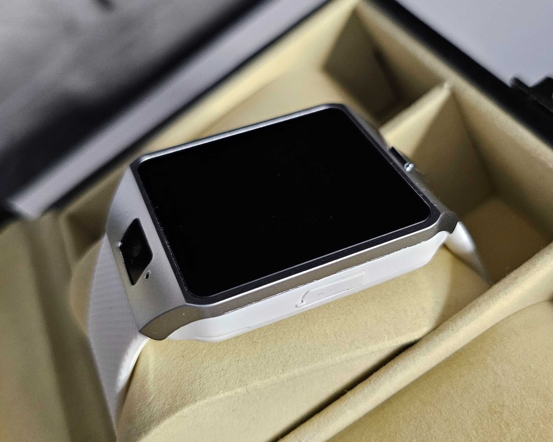 Zegarek Smartwatch do rozmów SIM karta smart srebrny biały white