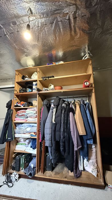 Шкаф віддам безкоштовно