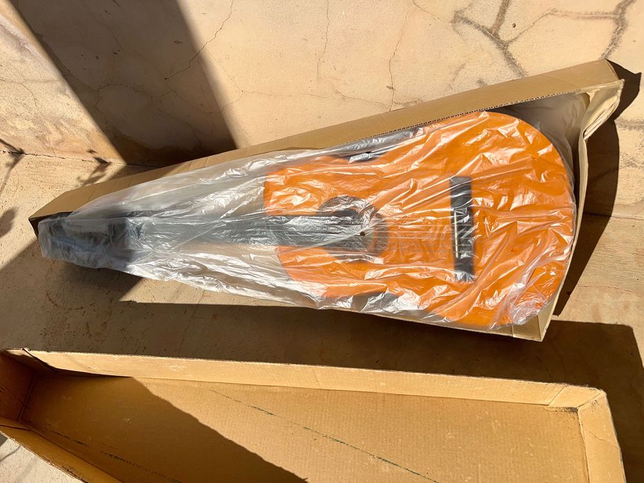 Viola clássica Valencia usada em bom estado