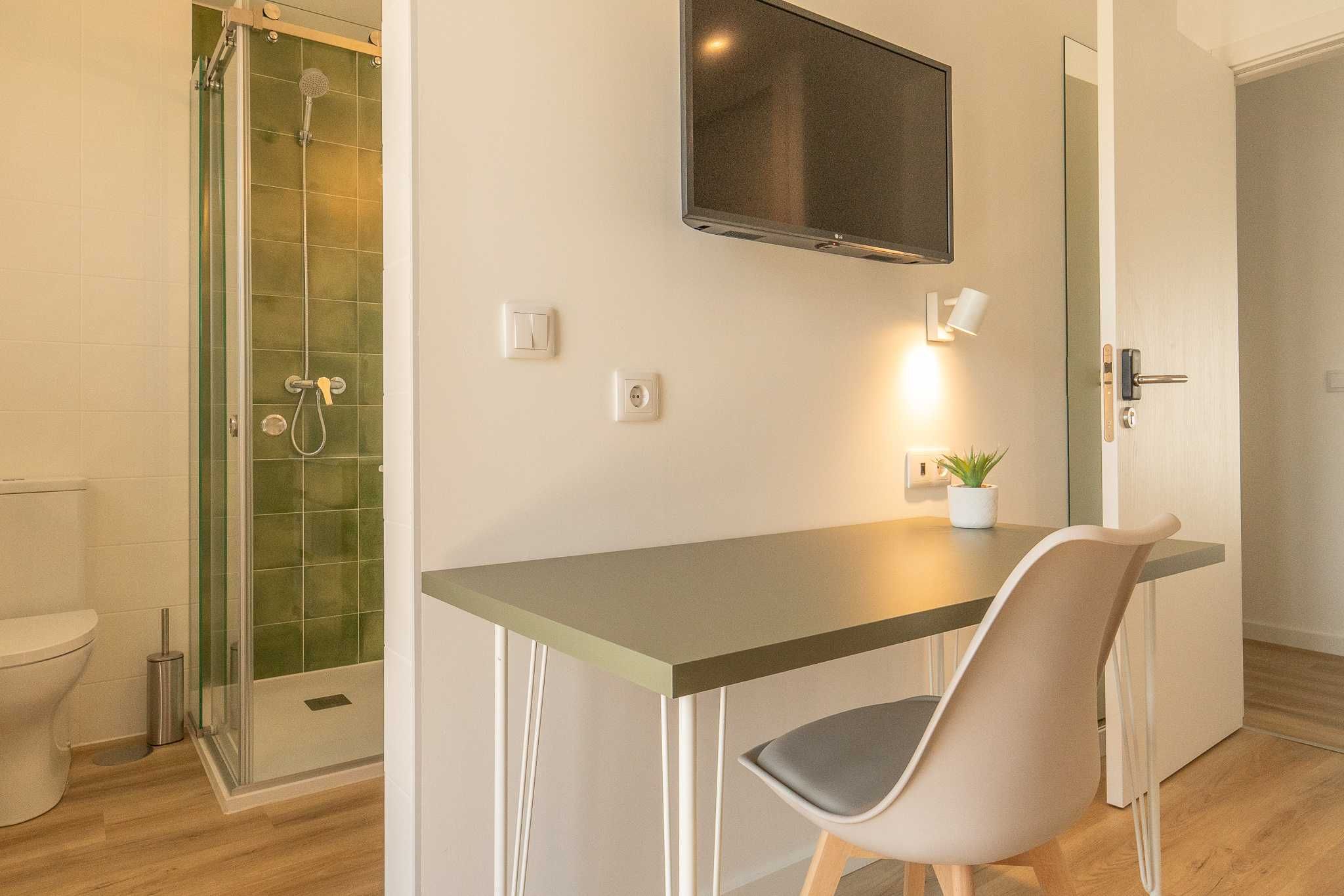 Quarto com casa de banho e despesas incluídas