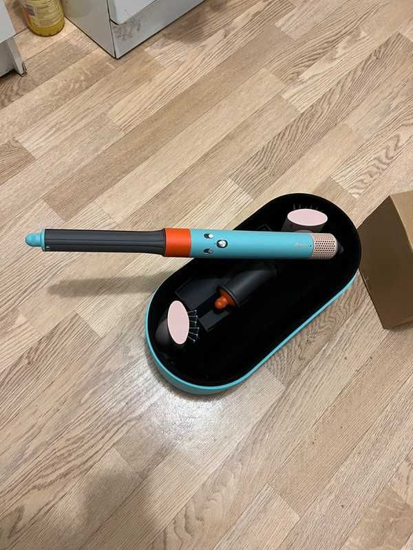 Oryginał Dyson Airwrap Multi-Styler Complete Long HS05