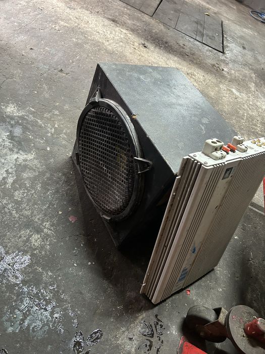 Subwoofer и  JBL усілітель