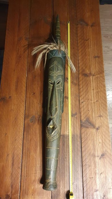 Afrykański czarodziej rzeźba