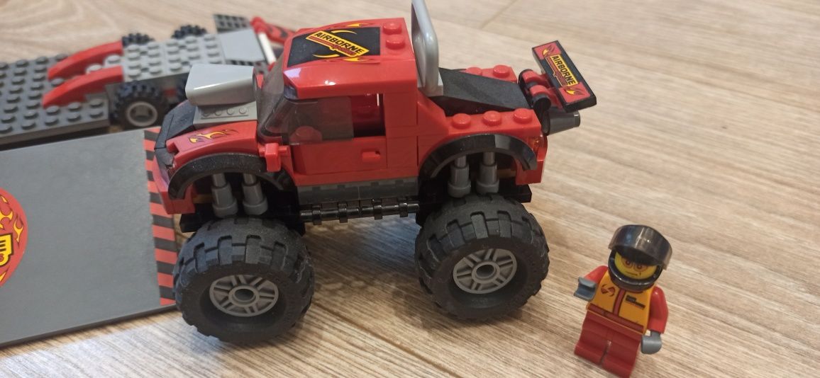 Klocki Lego City 60027 transporter monster trucków