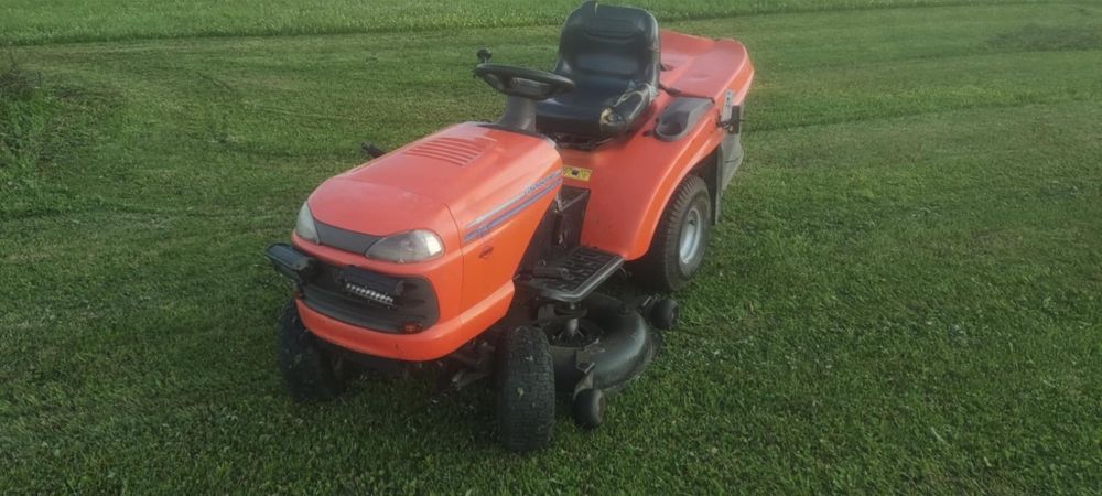 Husqvarna CTH155 20HP V2 42" po remoncie