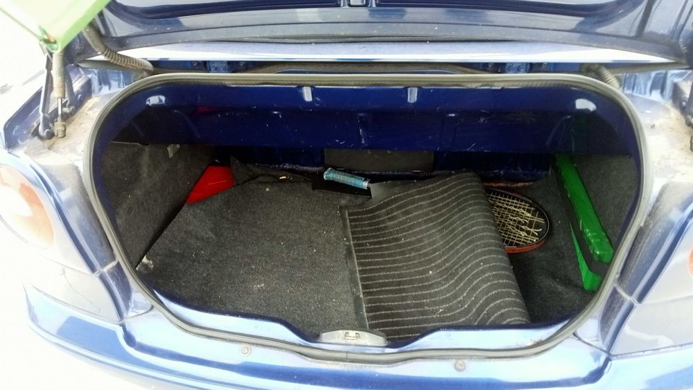 Temos para peças Renault Megane Cabrio Gasolina