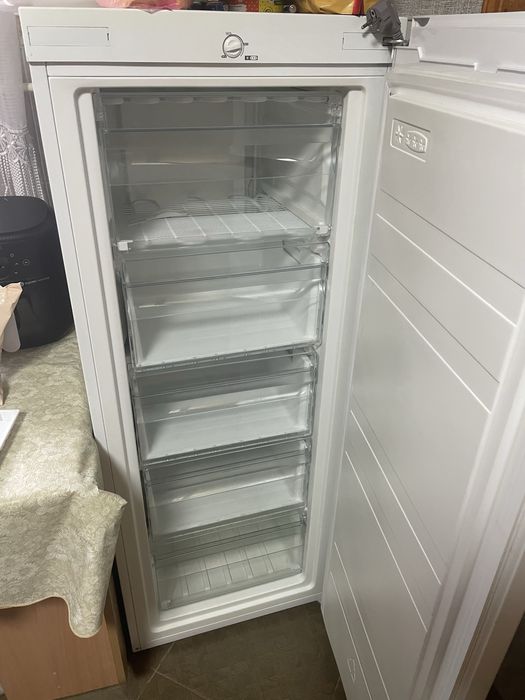 Морозильна камера