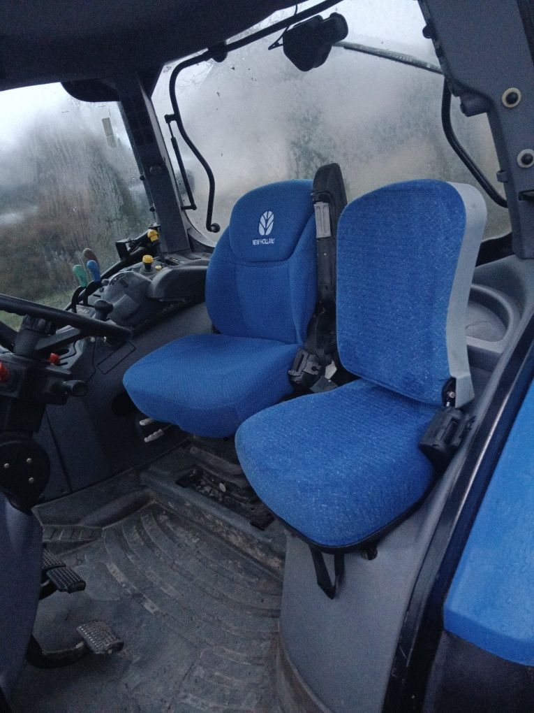 New Holland TS 115A case maxxum 125 135
