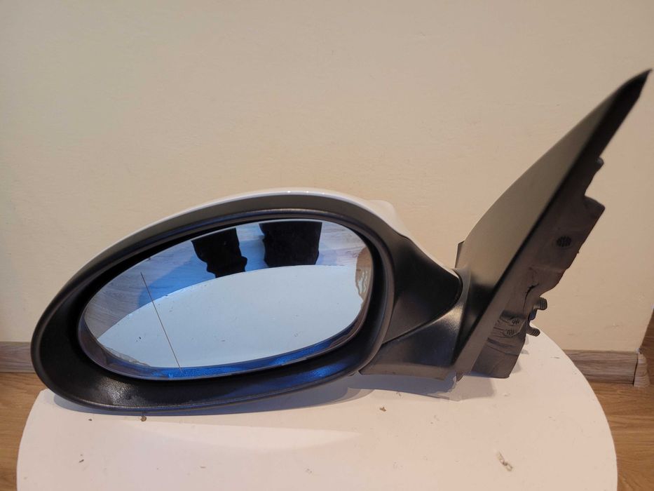 ORYGINALNE LUSTERKO BMW 1  E87 lewa strona, białe