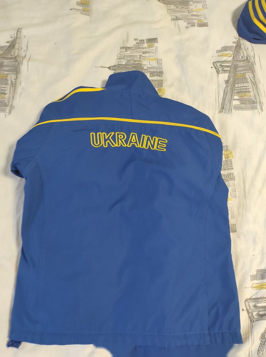 Спортивний костюм Україна