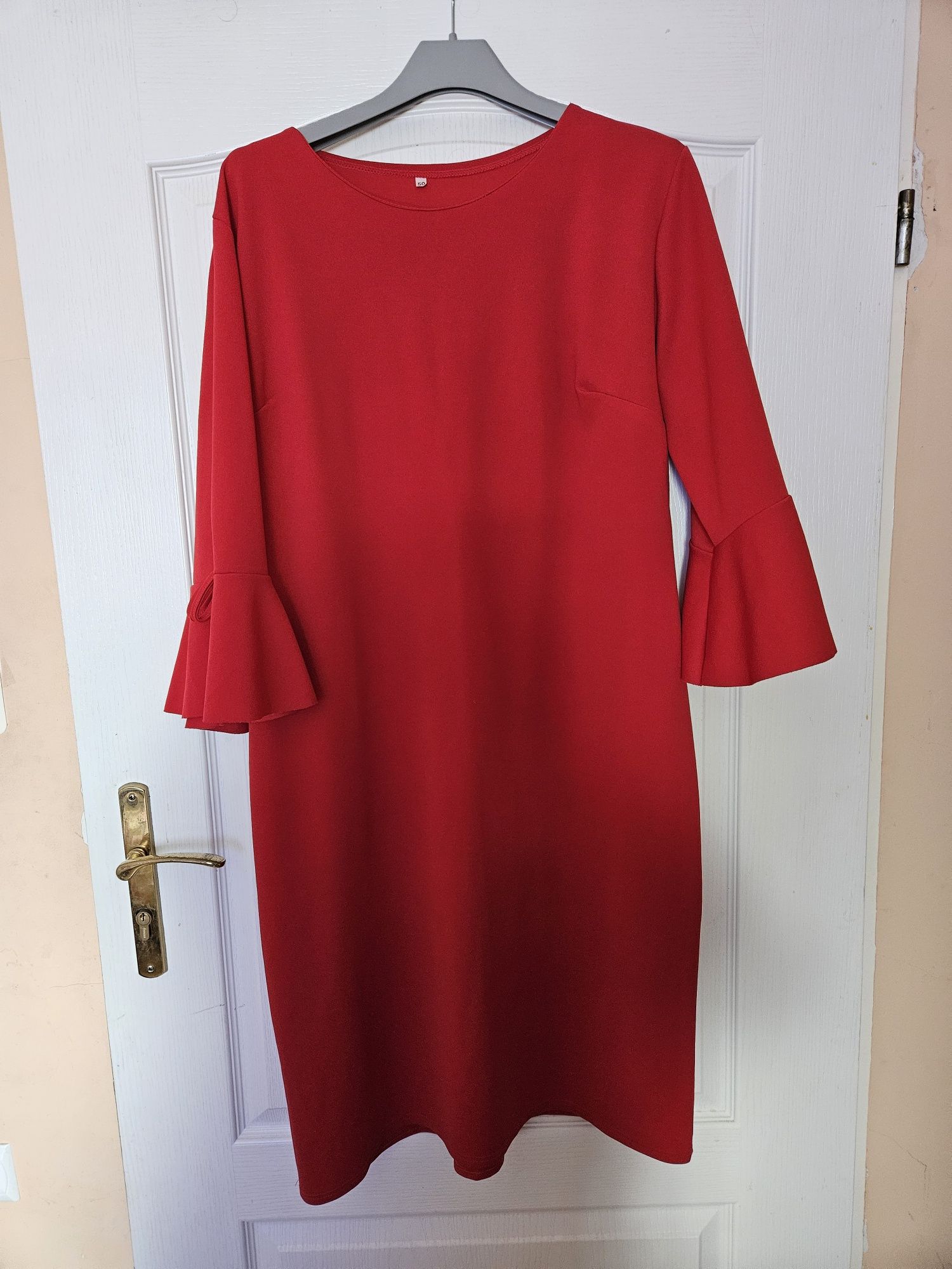 Sukienka czerwona rozmiar 50