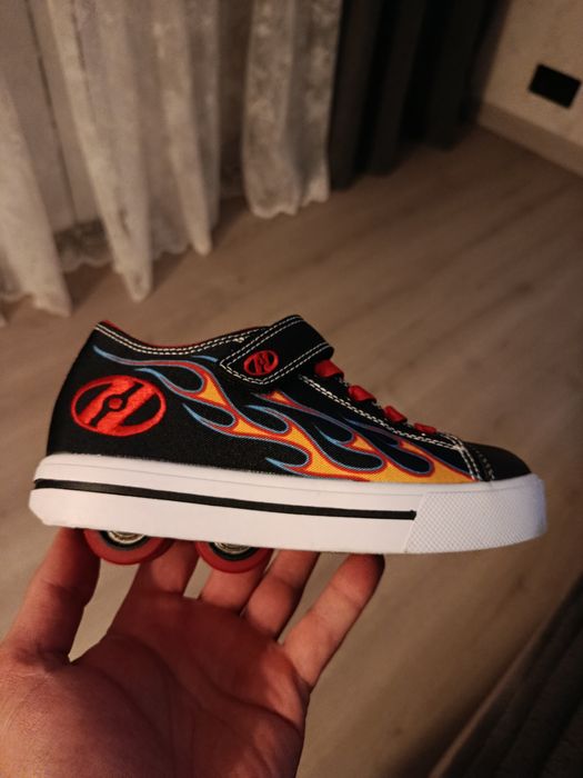 Кросівки ролики HEELYS 30 розмір