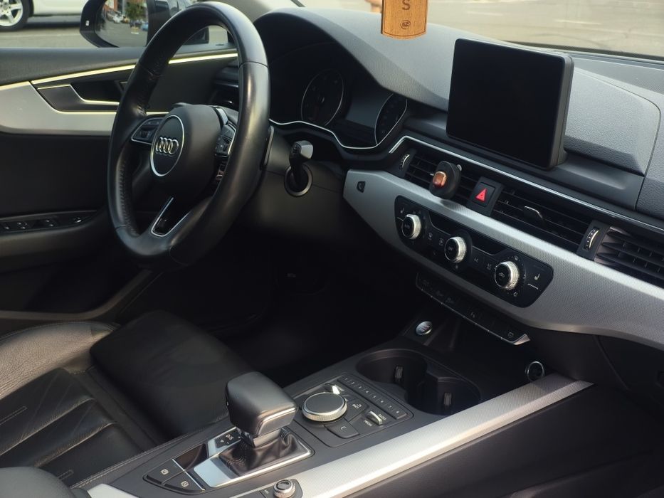 Audi  A5 2.0 tdi