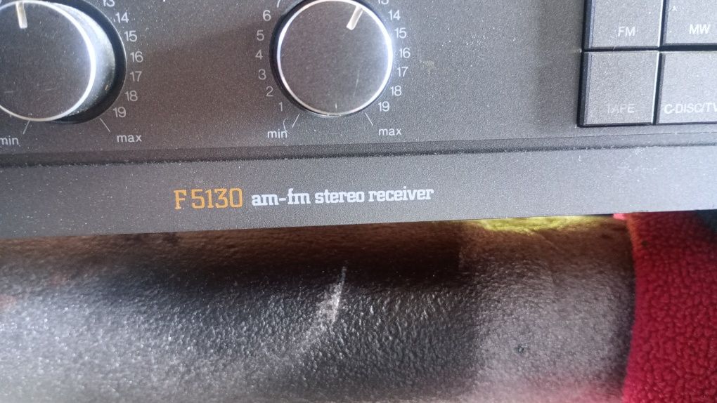 Amplituner wzmacniacz philips F5130