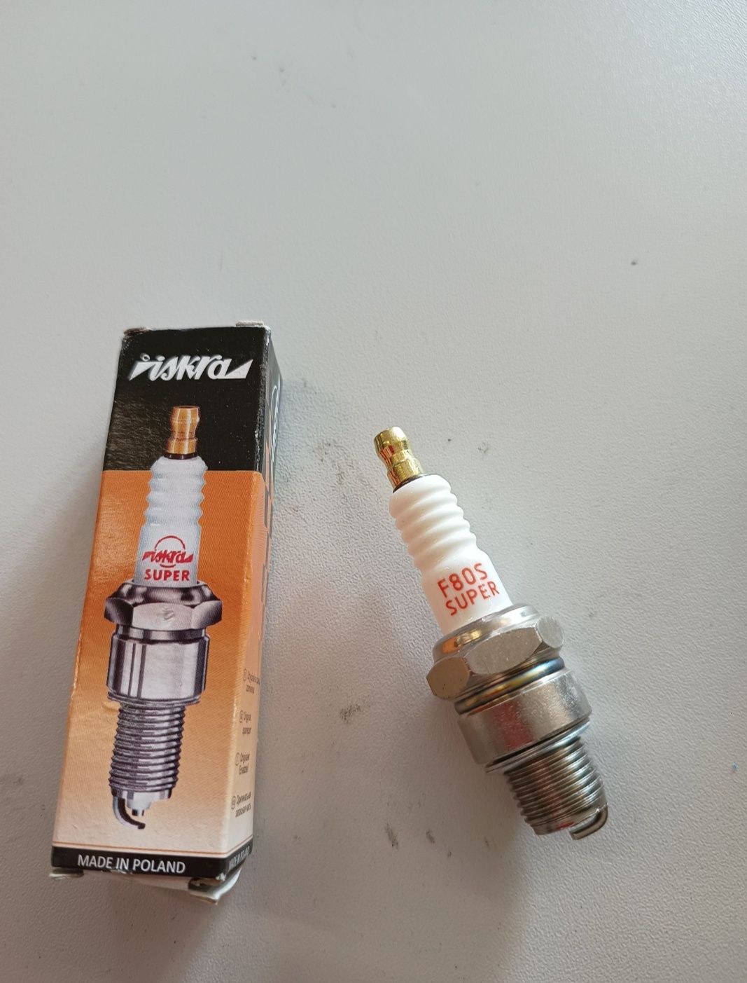 Nowa świeca iskra F80S Komar Romet motorynka ogar WSK WFM SHL MZ jawa