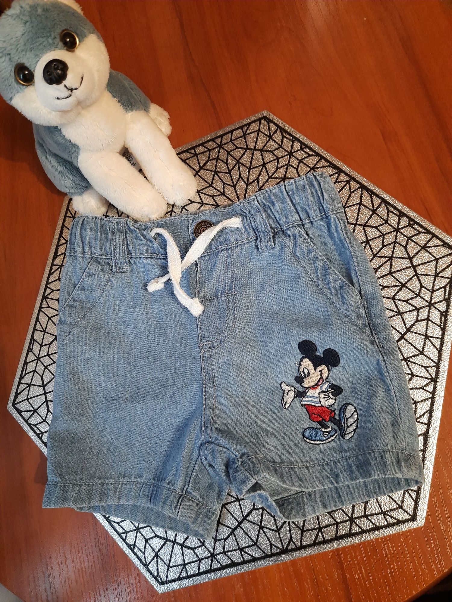 Spodenki jeansowe dla chłopca Myszka Mickey 80 super stan