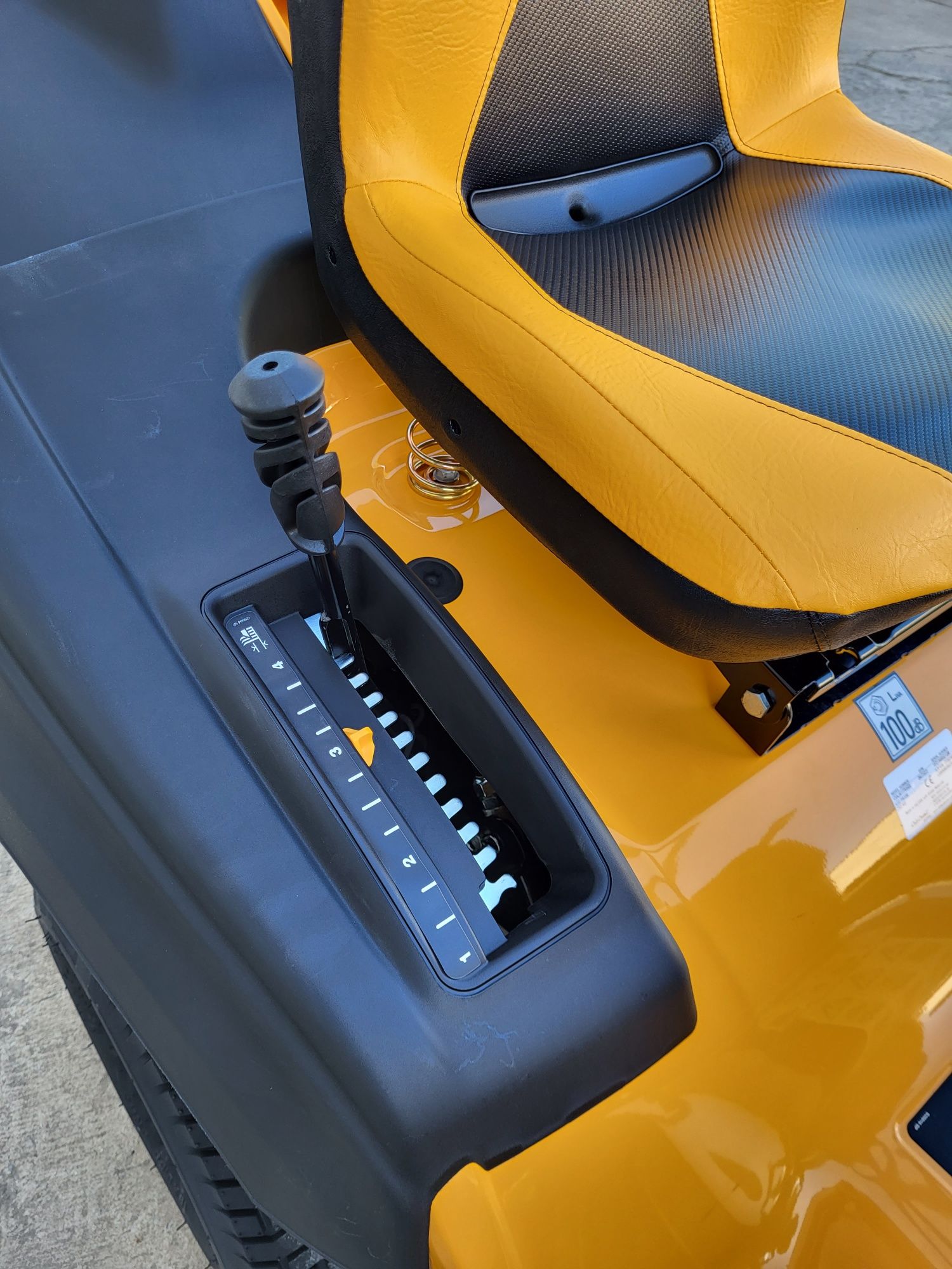 CUB CADET XT2 QR106 V2 Kawasaki 24KM PrzeglądZerowy Traktorek Kosiarka