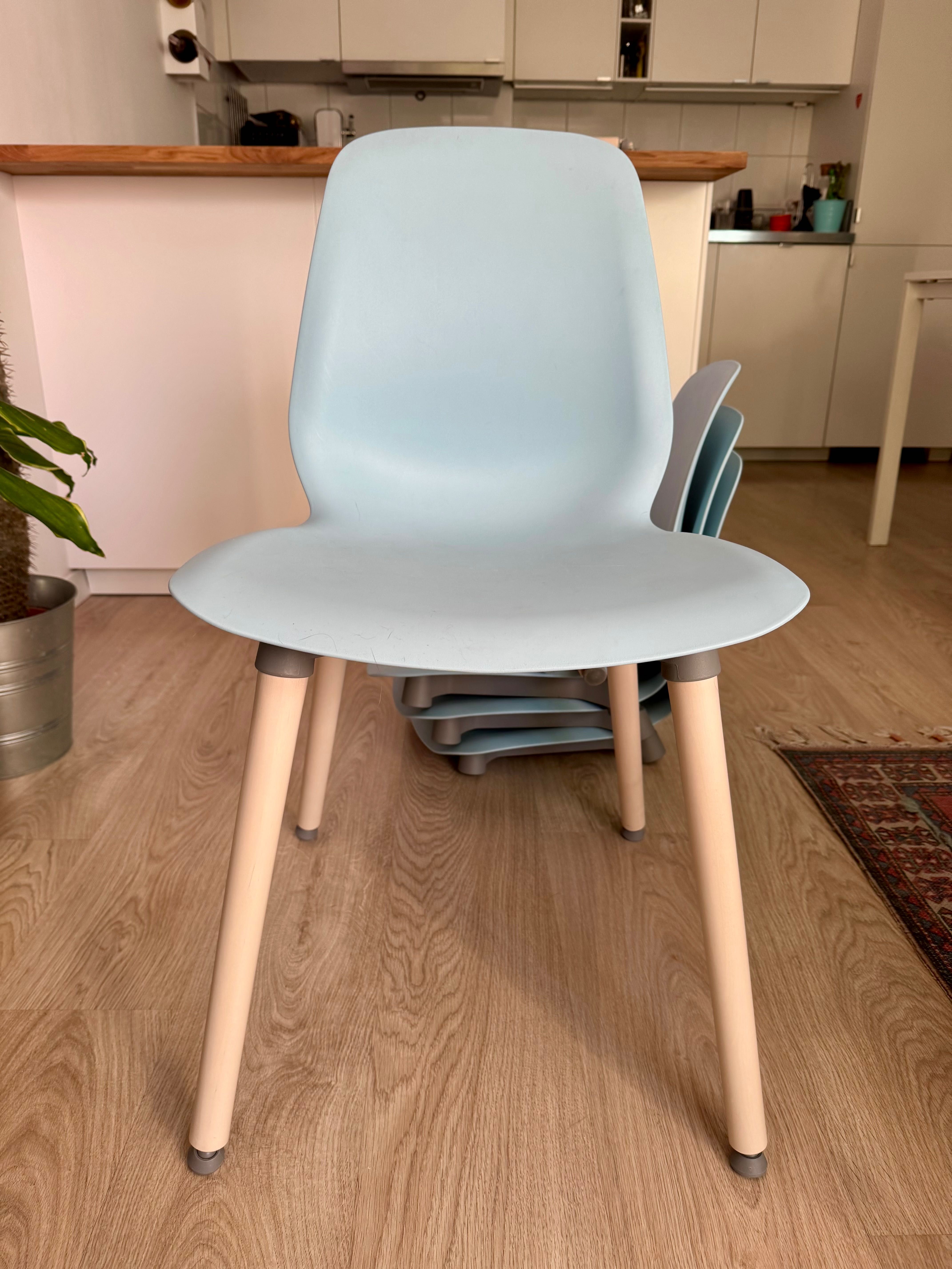 Krzesła Ikea LEIFARNE