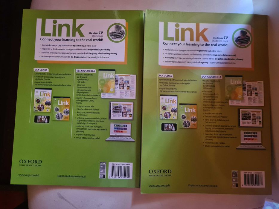 Dwie książki nowe do angielskiego-4 klasa nowe