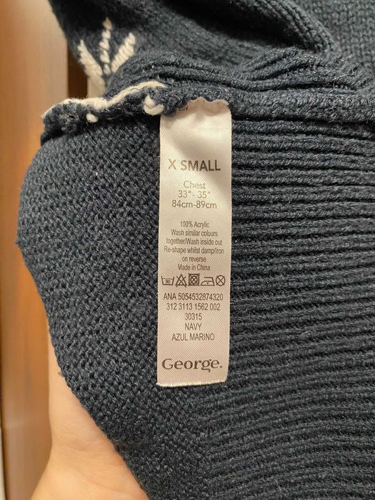 Sweter świąteczny z reniferem George