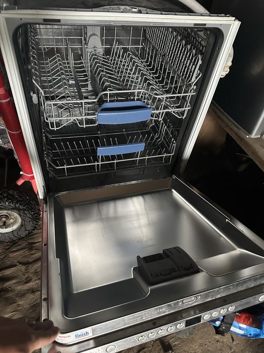 Посудомийна машина