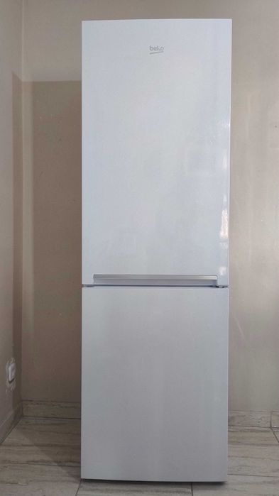 Lodówko-zamrażarka Beko - wysokość 181,3 cm/pojemność 291 litrów