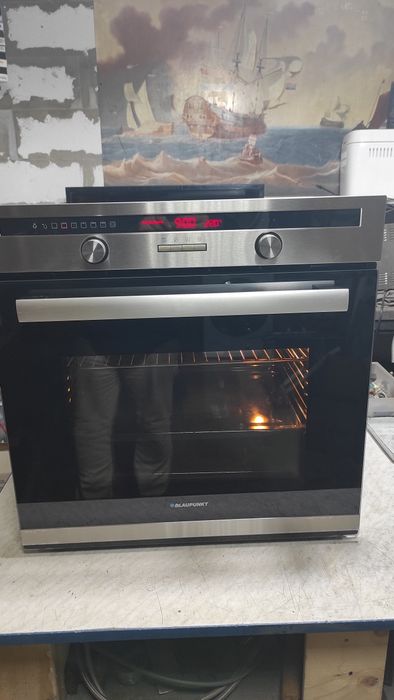 Духовой шкаф. Електро духовка.