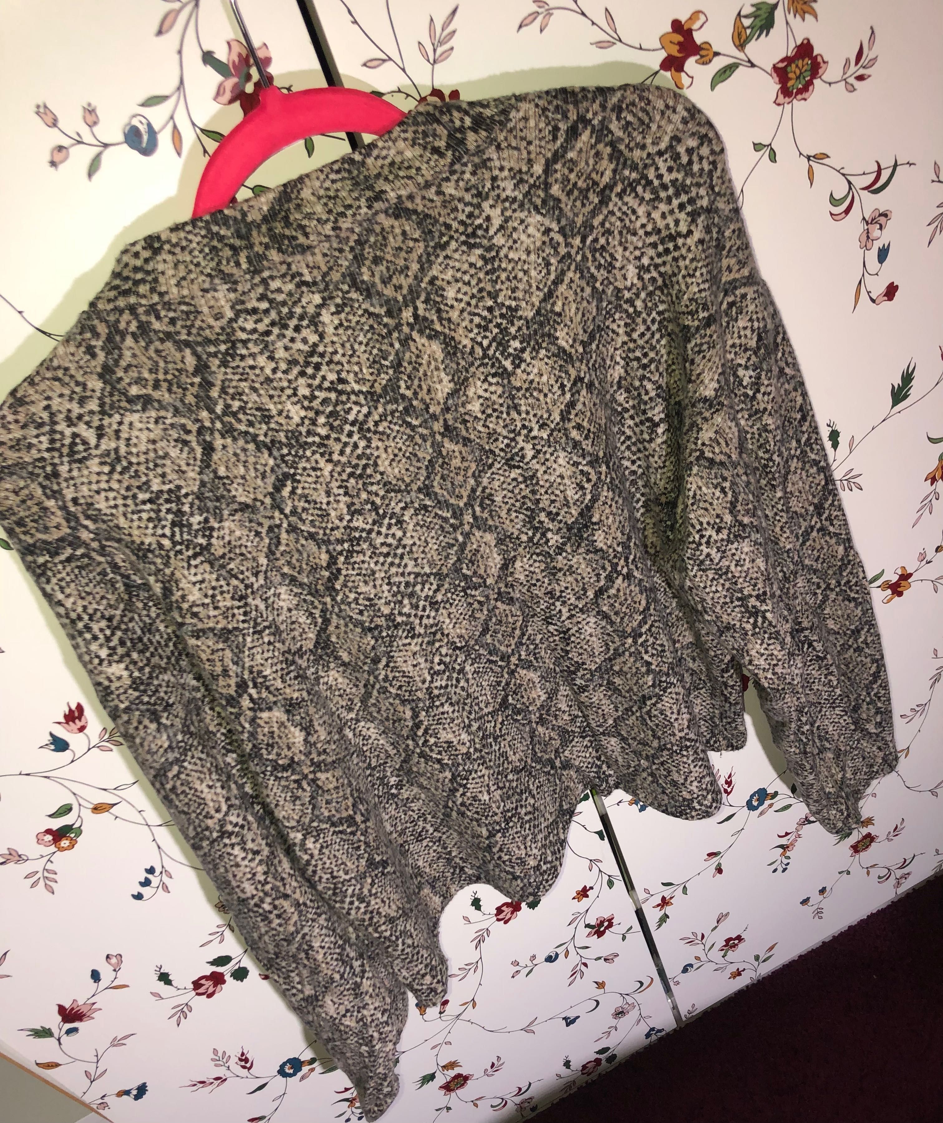 Zara wezowy wzor sweter cardigan 38 M