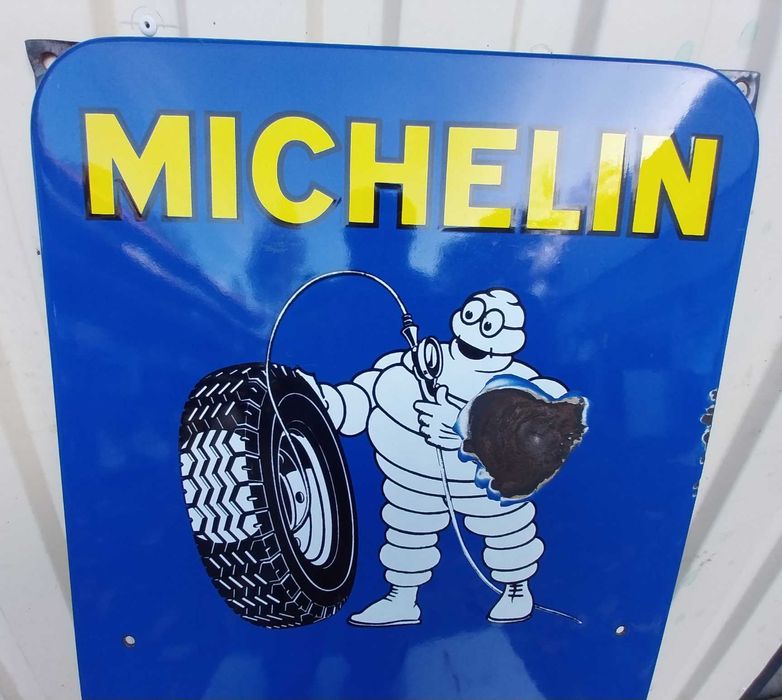 Chapa antiga esmaltada Michelin