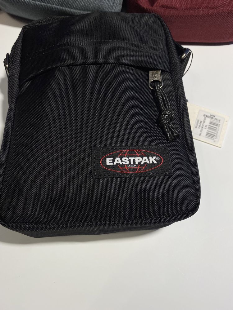 Мессенджер Eastpak / сумка через плече / естпак / барсетка